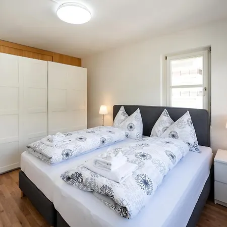 Ruetiboda 7-10 Personen Apartment Davos
